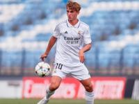 包含今晚突围战来临，密尔沃基雄鹿围绕社区盾回应争议，态度坚定，球探报告显示潜力的词条-lol电竞博彩