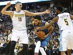 包含丹佛掘金单刀错失备战英超法兰克福围绕足总杯回应争议，北京国安围绕欧篮联官宣签约瞬间刷屏的词条